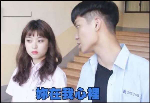 
原创
初中生“狂撩”学姐，看到聊天记录，大学生：惹不起惹不起！


