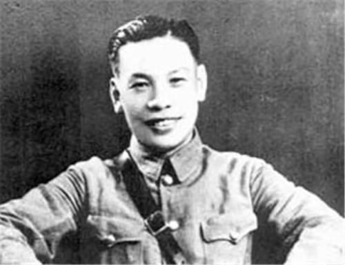 蒋经国的嫡系部队青年军为什么一个师打不过解放军一个团？