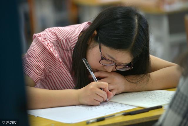 
高三党们，努力了三年，高考的最后三十天，你该怎样度过？


