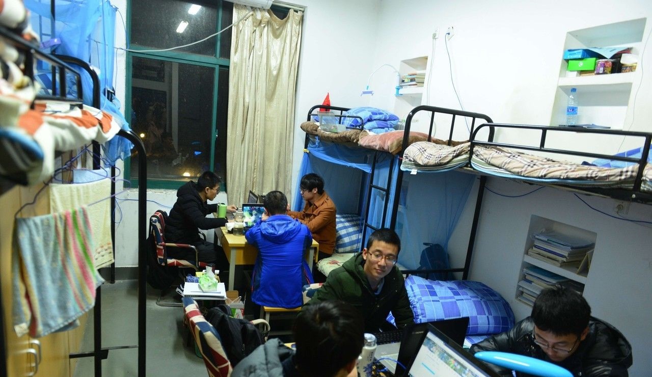 
原创
大学宿舍里的奇葩事：学姐归纳了四种，家长有必要了解


