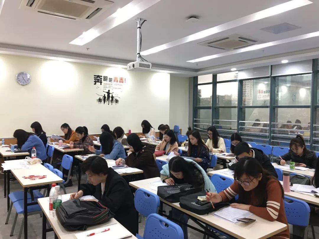 再度盛大起航|思考乐教学研究院成立
再度盛大起航|思考乐教学研究院成立