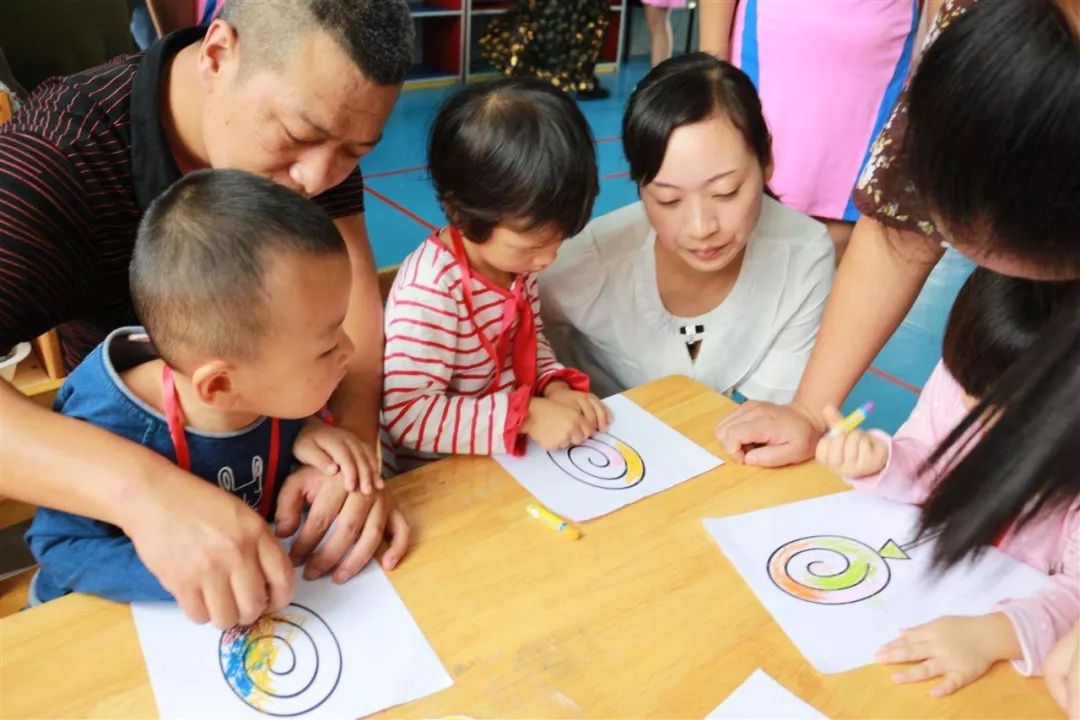                     原创            家长对孩子的伤害，藏在生活细节里，平时不要口不择言