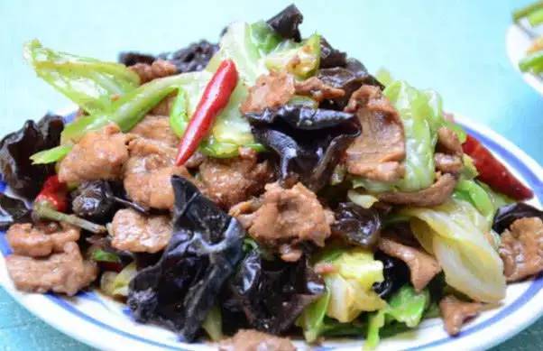 木耳肉片怎么做的又嫩又好吃 6df17872241041d9a676cb1f11e47001.jpeg