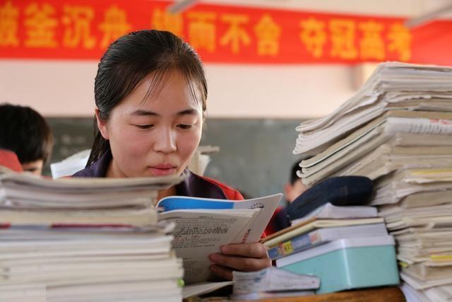 
“高三学生”，高考前最后一个月，最应该做的几个动作


