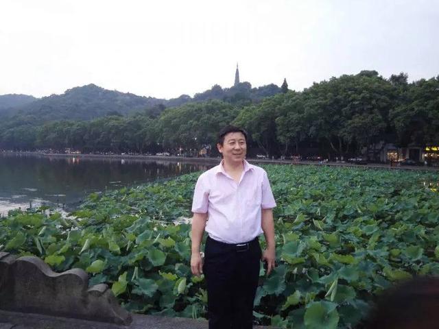 5月大局已定?985学霸和顶尖高中名师告诉你:这样学就能逆袭!
5月大局已定?985学霸和顶尖高中名师告诉你:这样学就能逆袭!