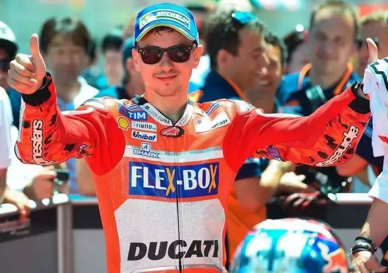 motogp车手一年到底赚多少?薪酬大揭秘!
