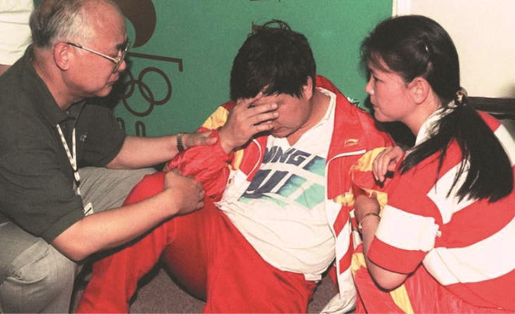 射击·王义夫:96奥运赛场晕倒,去美国时飞机一度拒载