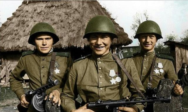 胜利的头盔 ——二战苏军头盔简介,是不是最实用的头盔?