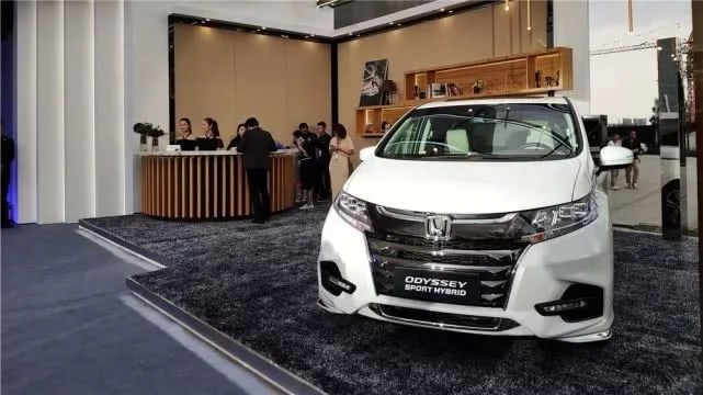 20万出头的广汽本田奥德赛锐·混动，真让人眼馋！| 一周新车