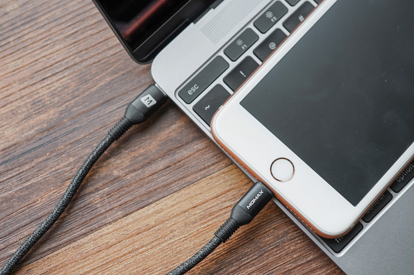 iPhone充电太慢了,试试摩米士PD快充线? 钱柜娱乐城