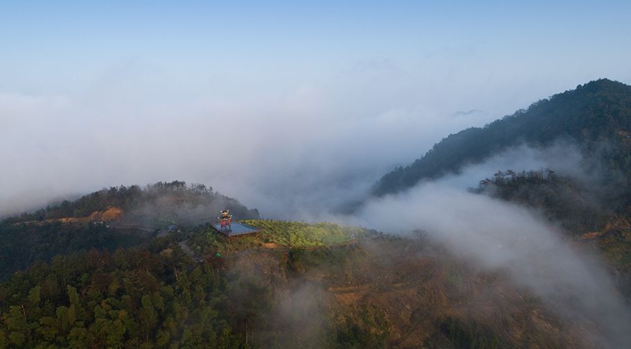 常年云海围绕竟然是这样一个地方位于诸暨同山镇海拔468米高的云上居