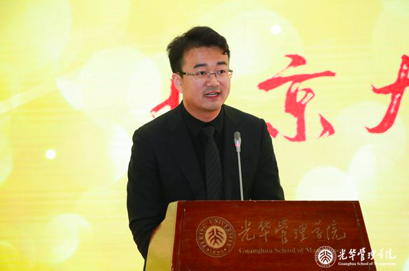 “90”后官员们
“90”后官员们
