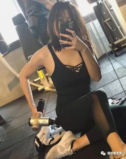daaf8a8f51714fb29d4d743409ffbd8c.jpeg
