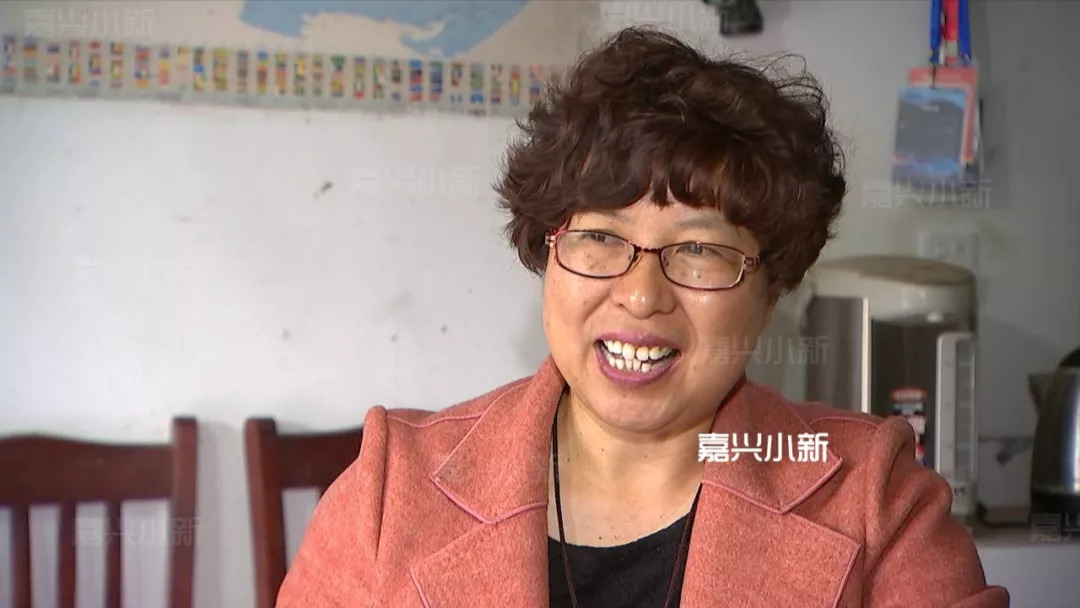 
嘉兴女大学生新丰乡下养鸡：开公司做到龙头企业


