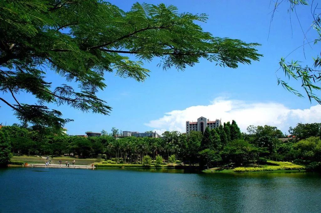 
全球最美的十所大学，美国有2所，有没有你的梦校？



