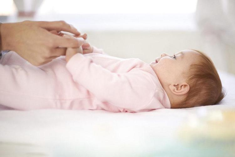                     原创            白天运动利于睡眠，想要孩子一觉睡到天亮，父母需这样引导