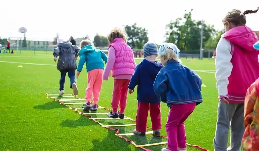 孩子上公立还是私立学校?看完这篇文章豁然开朗
孩子上公立还是私立学校?看完这篇文章豁然开朗