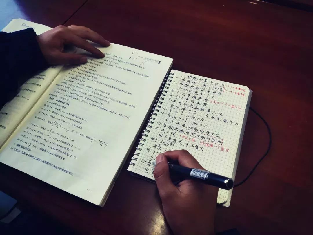 
珍惜点滴时间，“第二次高考”备战中国消防救援学院招考


