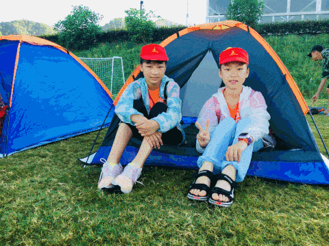 1bd893f8924340a9af2c6e331c9cf69b.gif