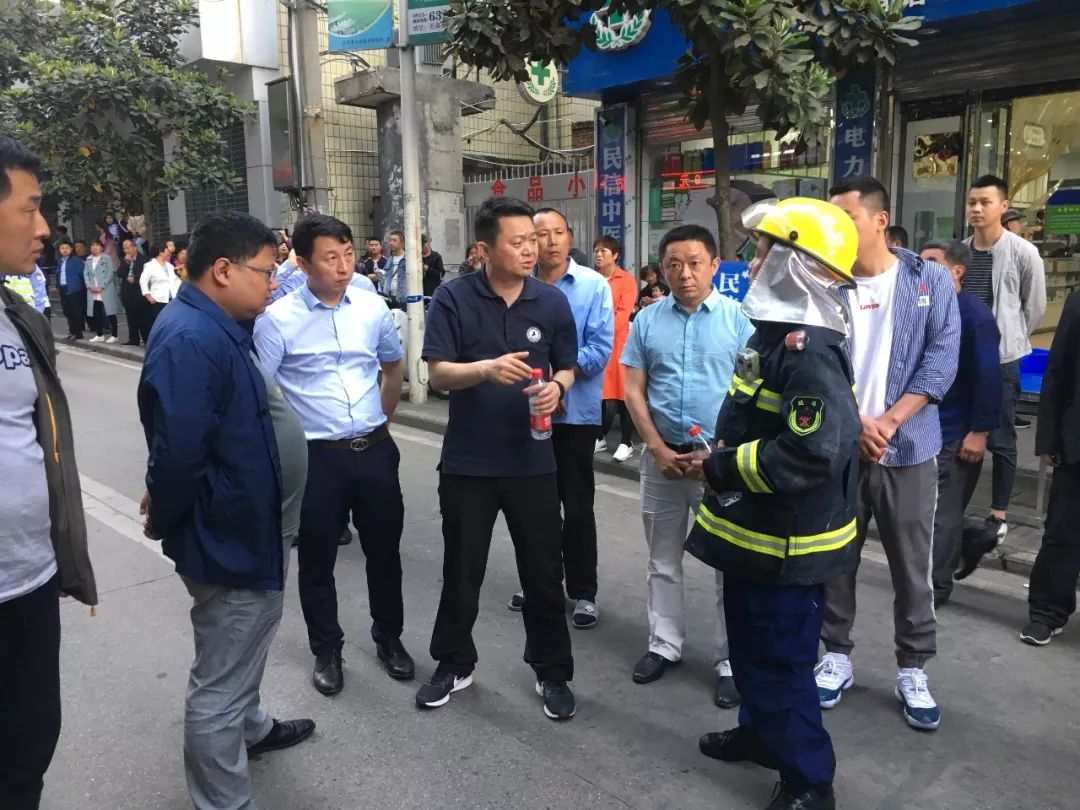 人物烈火铸忠诚舍生保民安忠诚的公安卫士王文臻
