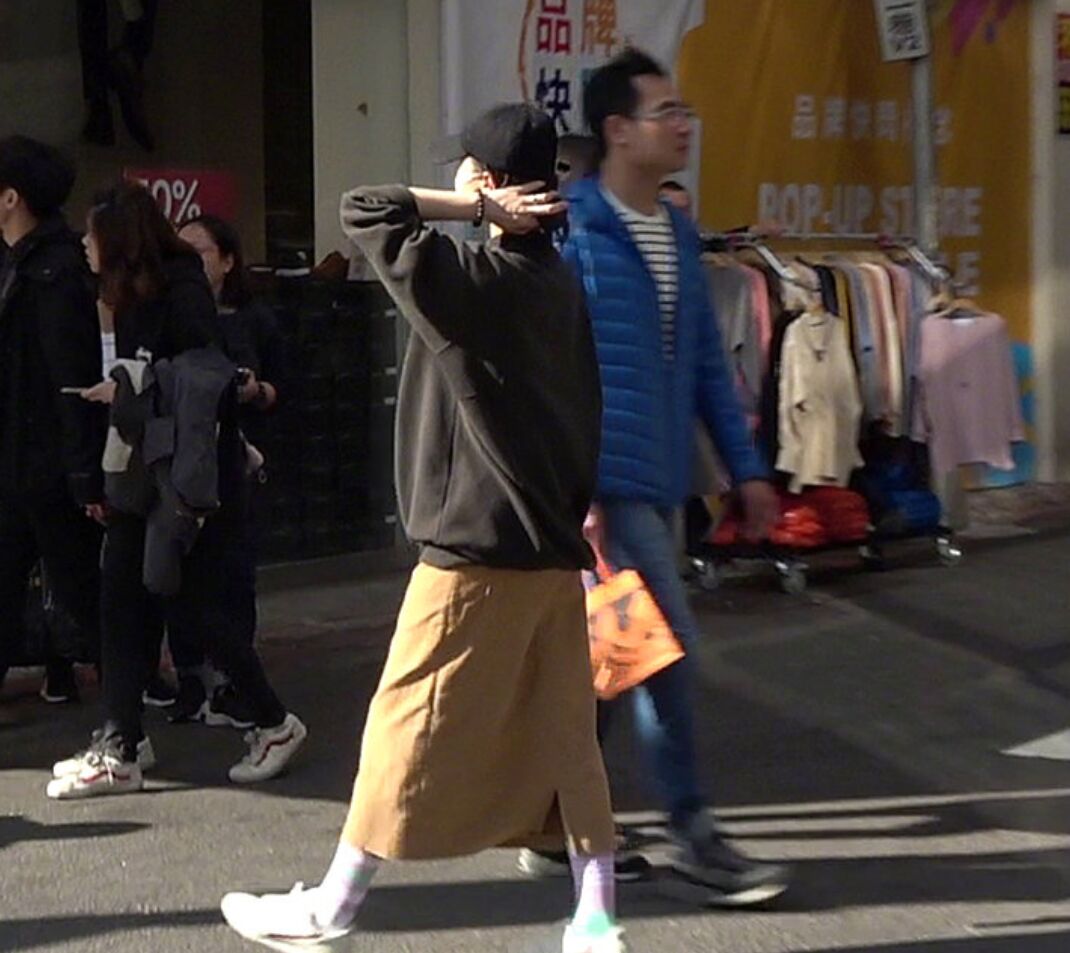 为何明星怀孕不发胖?安以轩挺孕肚现身杨丞琳