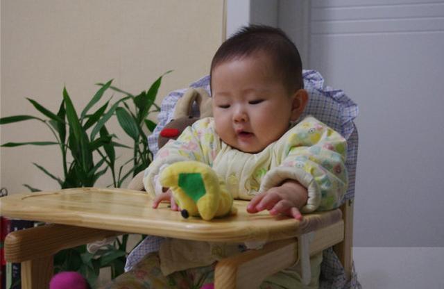                     告诫：孩子放屁有3种表现，“暗示”脾胃有问题，家长别不以为意