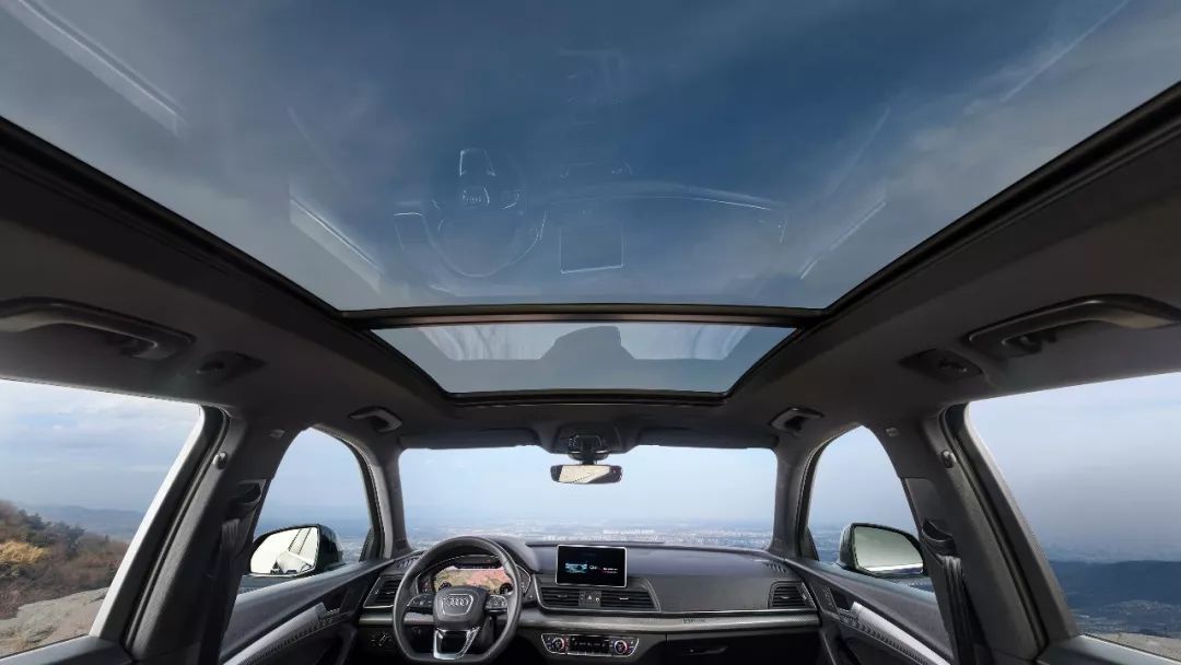 如何装饰车内空间 4b0e8ff828ed477eab629ffc88f2a53e.jpeg