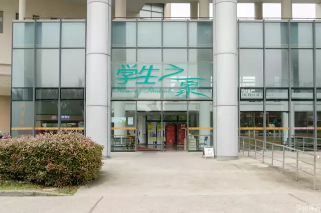 
舌尖上的华师大！全国高校食堂的教科书


