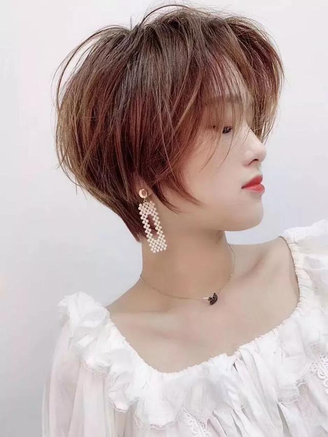 怎样剪短发不内扣 507f5d0d3d1d45d5af99d7fc64cfe32e.jpeg