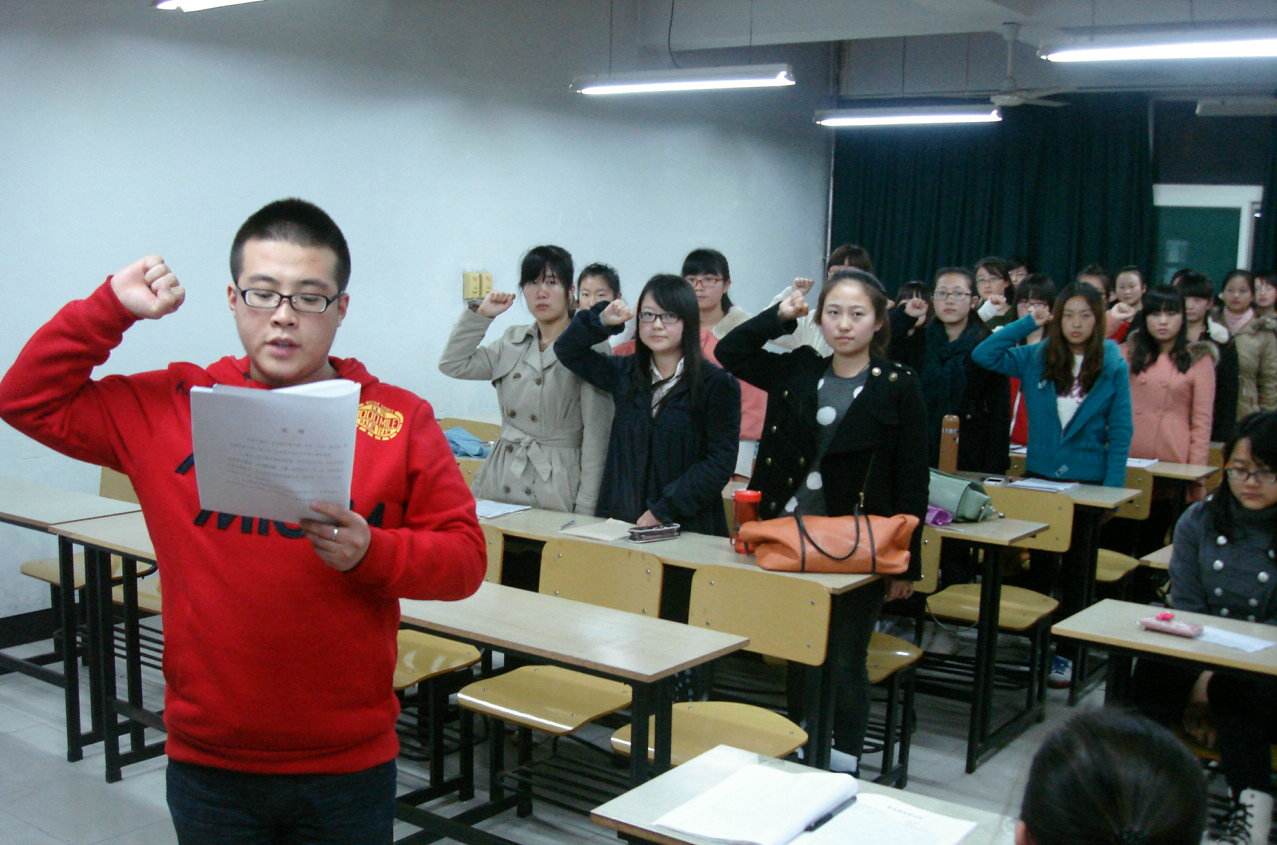
原创
毕业于重点，在北上广月薪3万，在父母眼里不如月薪3千的公务员



