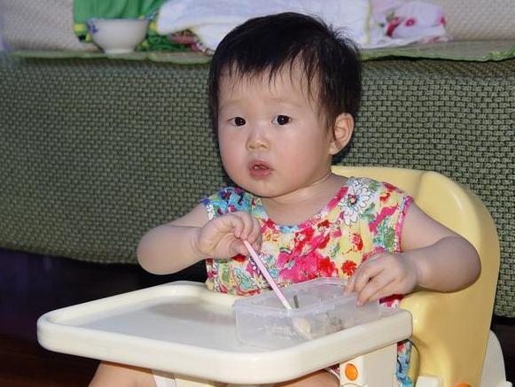                     7岁女童性早熟，以后长不到1米5，这样东西如果你家也有，快扔