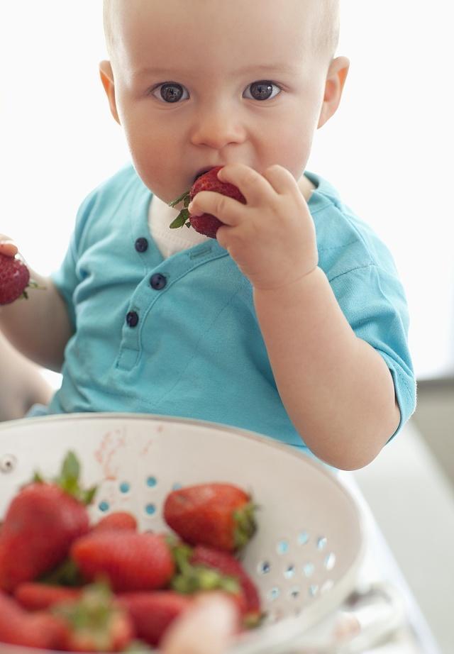                     孕妇可以吃草莓吗？吃草莓对宝宝有什么好处？专家给出答案