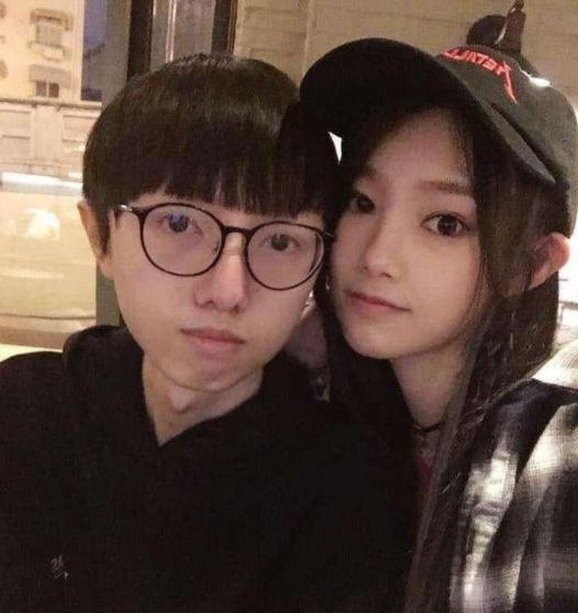 mlxg女友人设崩塌惨遭爆料爱慕虚荣贪图香锅钱财