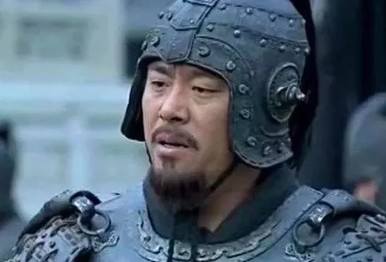 许褚|许褚与马超单挑，为何许褚要光着膀子，曹操至死也没明白原因