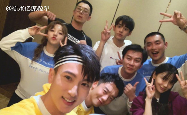 2019奔跑吧'跑男来了'宋雨琦熟睡照曝光,被团