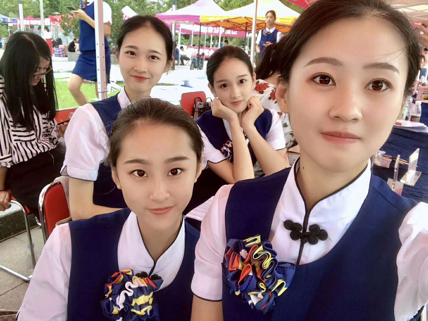 
青州市蒙古丽娅舞蹈艺术学校艺考招生中，让你实现自己的大学梦


