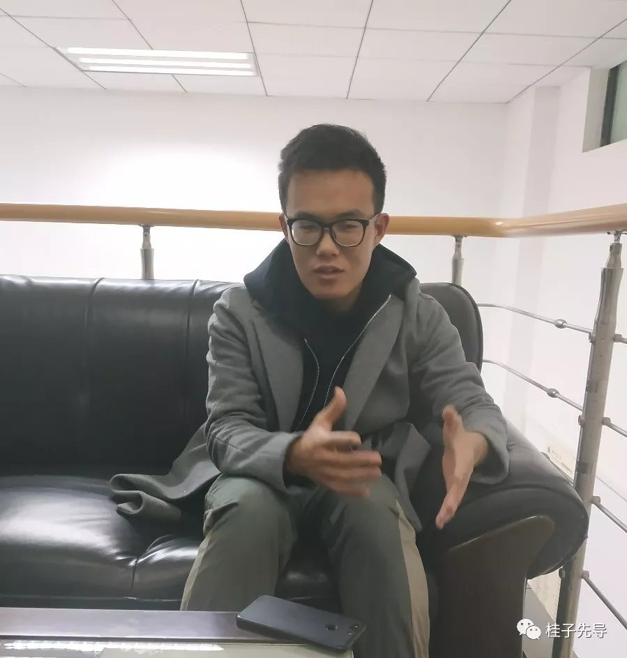 全班收到世界前50名校offer,这位90后班主任的教育理念值得效仿!
全班收到世界前50名校offer,这位90后班主任的教育理念值得效仿!