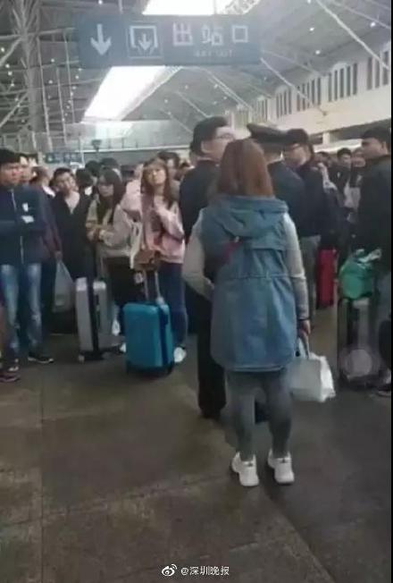 怎么上车补票火车 8f69b3dd757b4ee198ad03465e7896ba.jpeg