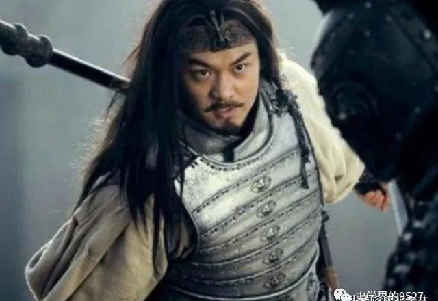 许褚|许褚与马超单挑，为何许褚要光着膀子，曹操至死也没明白原因
