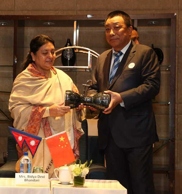班达理总统在发言中表示"一带一路"将为尼泊尔经济发展,尤其是基础