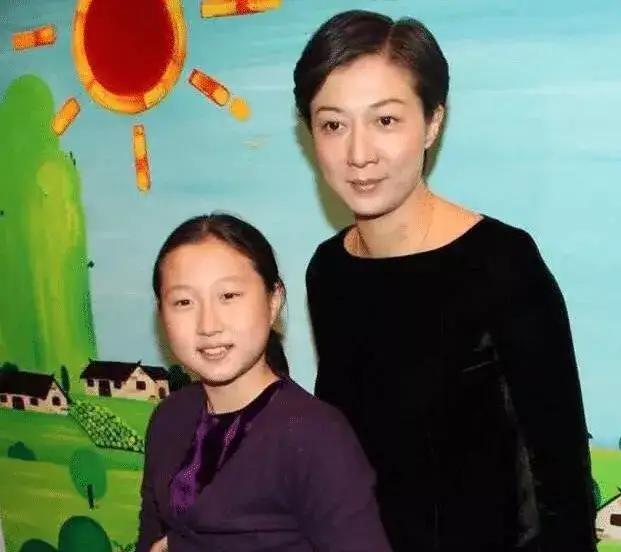 正式与小龙女断绝关系,吴绮莉公开发文:我从来没有生下孩子 xiao77论坛亚洲性受
