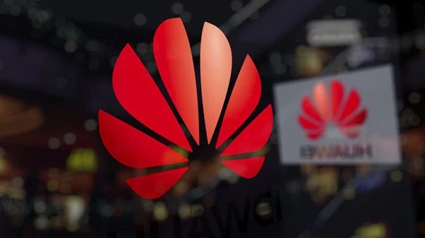 
科技晚报：华为正与高通谈判专利和解苹果或将大规模生产iPhoneXE


