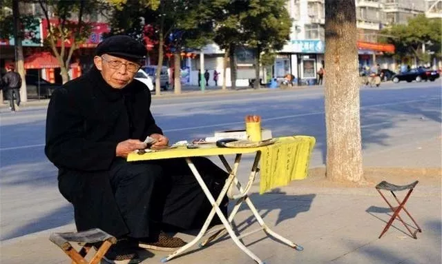 爱美|为何有“晚不梳头，早不说梦”的说法？你觉得有没有道理？