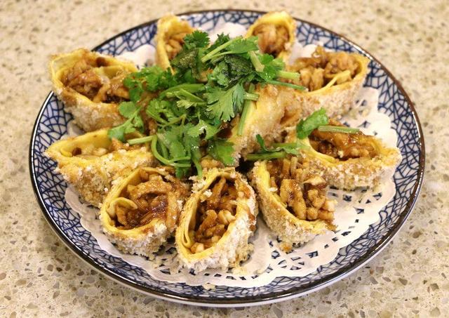 鸡丝卷又白又嫩, 食之滑润软嫩,孩子:妈妈,我还想吃
