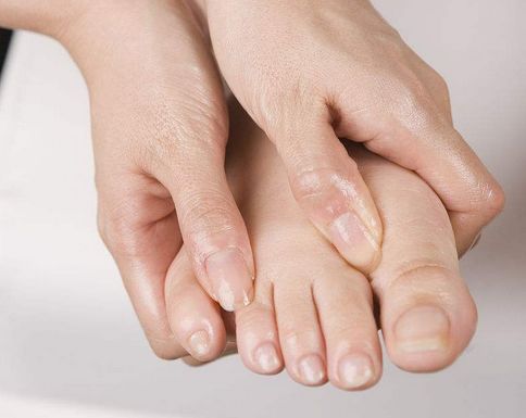 怎么让自己的脚变麻 070855dd02f04e88869e3fee63dc7708.jpeg