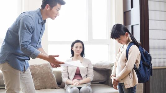 家长要求班级群公布学生成绩,称掌握孩子情况,班主任须谨慎处理
家长要求班级群公布学生成绩,称掌握孩子情况,班主任须谨慎处理
