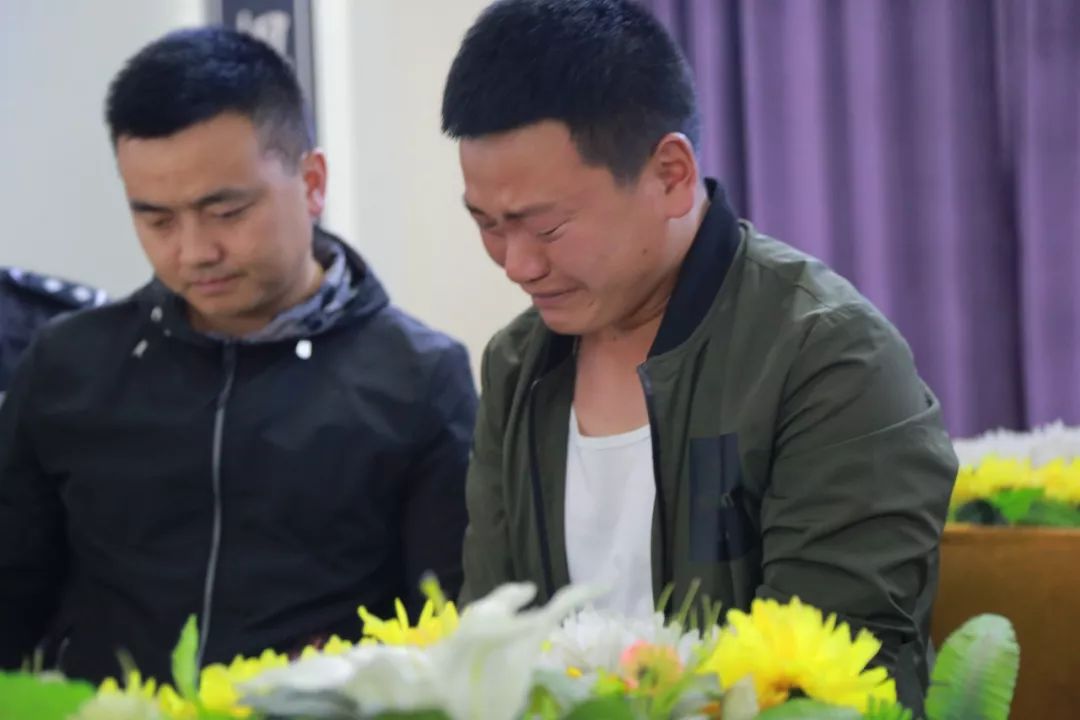 王文臻同志用自己年轻宝贵的生命,维护了人民群众的生