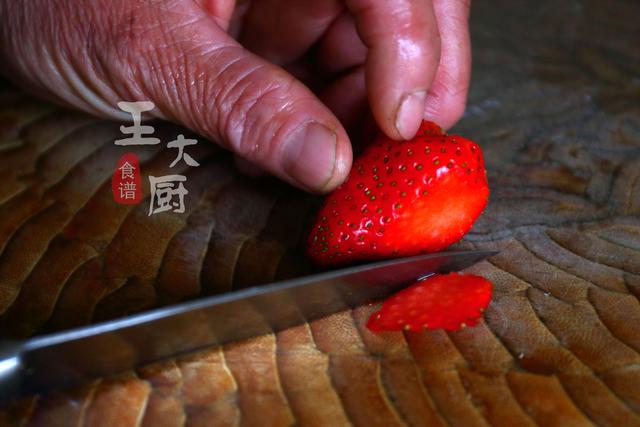 简单的水果摆盘视频 22d79878e8014e8d80118ffdc431ad64.jpeg