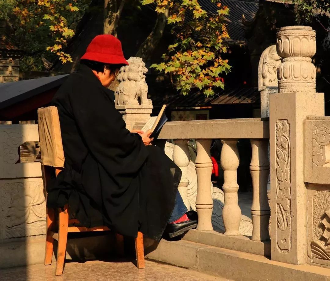 来不及认真年轻,那就认真地老去 亚洲城最新手机官网