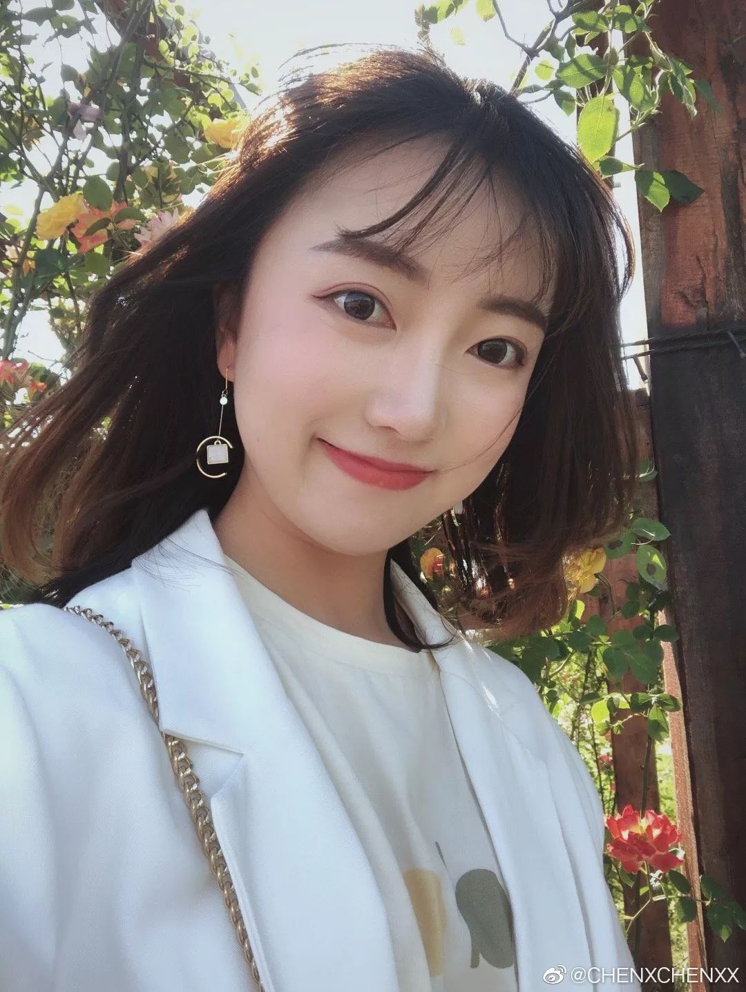 chenxchenxx:满意的自拍